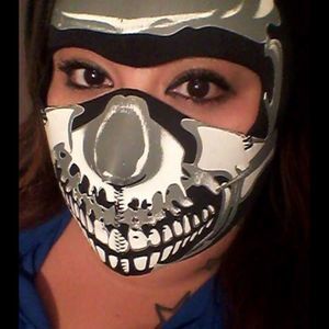 Meet your Posher, Cindy